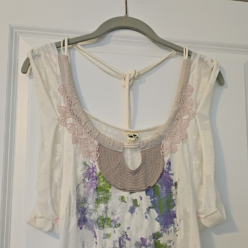 Free People Artistic Creme and Purple Blouse. Size XS - Picture 2 of 14